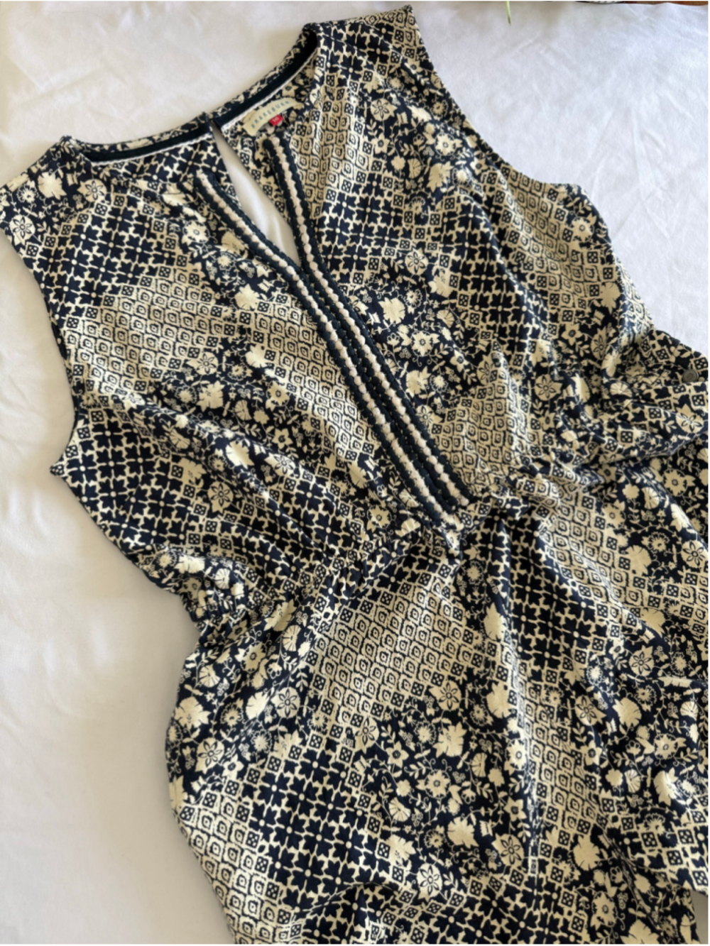 Women's Brakeburn Jumpsuit Size 16 Black Beige Patterned Sleeveless - Picture 9 of 14